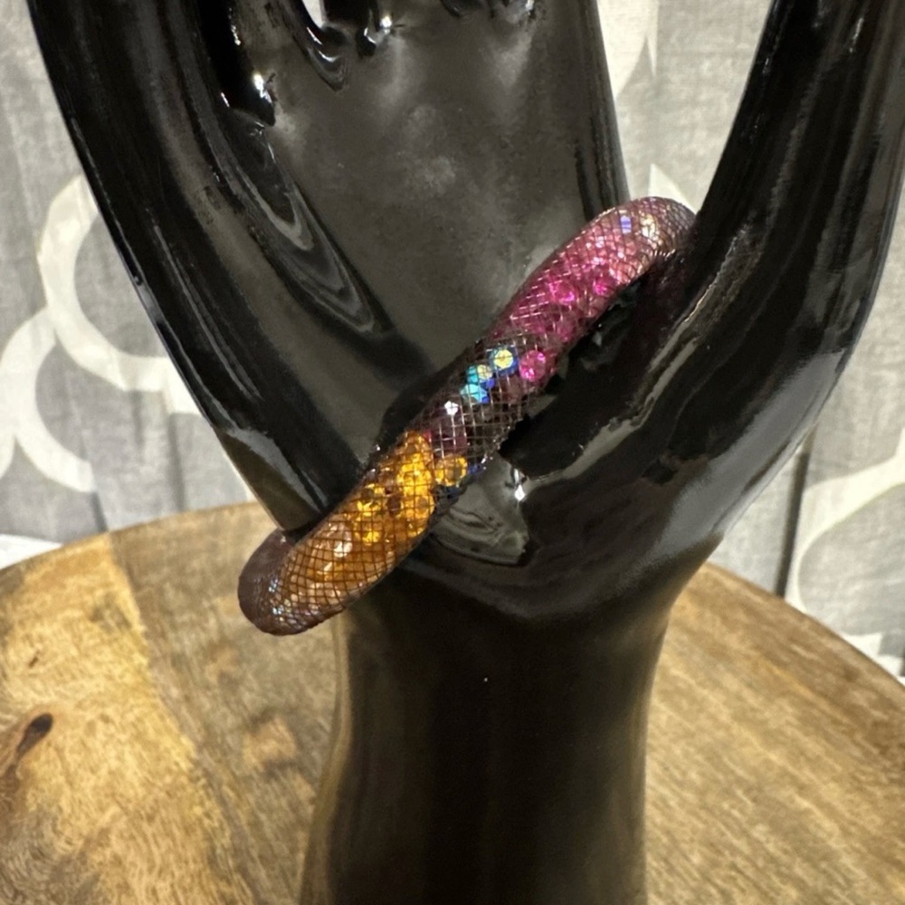 NWOT Peppercotton Swarovski Crystal Rainbow Bracelet NWOT - Picture 2 of 7
